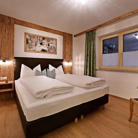 Landhaus & Apartment Taxach Ried im Zillertal Exterior photo